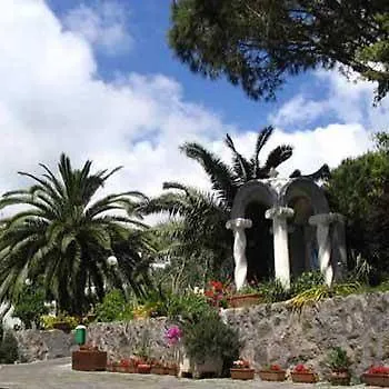 Otel St. Leonard